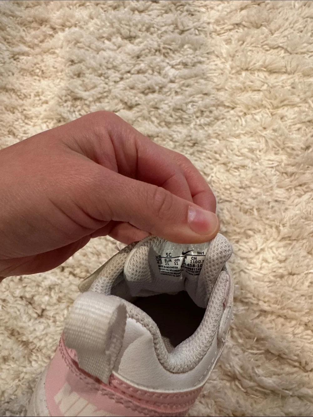 Nike Kids Court Borough Low Sneakers